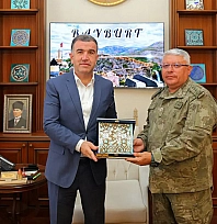 8. Kolordu'da görev değişimi: Kurmay Başkanlığı'na Albay Erdem Yeni atandı