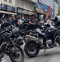 Akraba kavgasında 1 kişi bıçaklandı, 6 kişi yaralandı