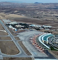 Ankara'da Esenboğa Havalimanı'ndan kalkan özel bir jet ile radar bağlantısı kesildi.