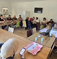 Arıcak'ta kadına yönelik şiddetle mücadele için eğitim düzenlendi