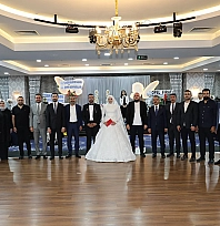 Avşar ve Babamir ailelerinin mutlu günü