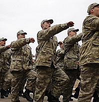 Bakan müjdeyi duyurdu! Askerlikte yeni dönem