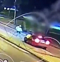 Bakan Yerlikaya duyurdu: Polisin üzerine araç süren sürücü tutuklandı