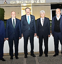 Başkan Dumandağ, TOBB Başkanı Hisarcıklıoğlu ile bir araya geldi