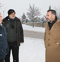 Başkan Şerifoğulları, karla mücadele çalışmalarını inceledi