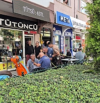 Bir şahıs binanın merdiven boşluğunda ölü bulundu