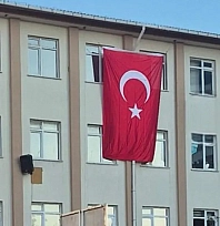 Cumhurbaşkanı Erdoğan'ın posteri okullarda görünecek