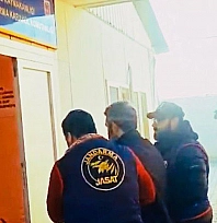 Diyarbakır'da 9 yıldır birçok suçtan aranan zanlı yakalanarak tutuklandı
