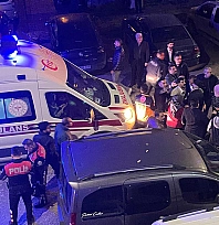 Düğünde bıçaklı kavga: 1'i ağır 3 yaralı
