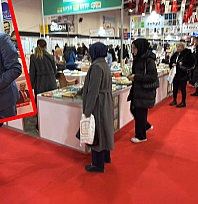 Elazığ 6. Kitap Fuarı'nda amca–yeğen aynı stantta buluştu