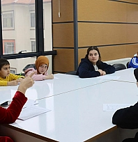 Elazığ Belediyesi'nin düzenlediği 'Pozitif Nesil Gurup Terapileri' başladı