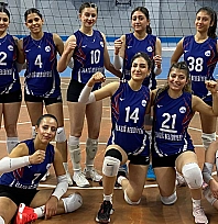 Elazığ Belediyespor Kadın Voleybol Takımı Şırnak deplasmanında farklı kazandı