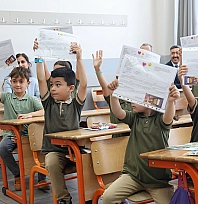 Elazığ'da 119 bin öğrenci karne heyecanı yaşadı