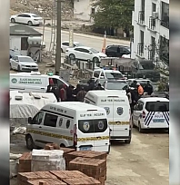 Elazığ'da 3'üncü kattan düşen kişi hayatını kaybetti