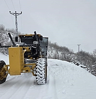 Elazığ'da 88 köy yolunda çalışmalar sürüyor