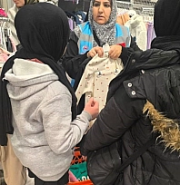 Elazığ'da 'Bir Bot Bir Mont' kampanyasıyla 150 yetim çocuğa kışlık destek