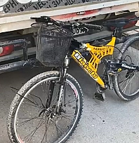 Elazığ'da bisiklet sürücüsü pikaba çarptı