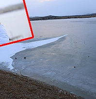 Elazığ'da Cip Baraj Gölü kar ve buzla kaplandı