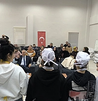 Elazığ'da çocuklar yemek yarışmasında hünerlerini sergiledi