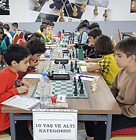 Elazığ'da Cumhuriyet Kupası satranç Turnuvası tamamlandı