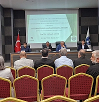 Elazığ'da dijitalleşmenin aile üzerindeki etkileri konferansı düzenlendi