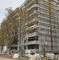 Elazığ'da facia: Dengesini kaybeden işçi inşaattan düştü