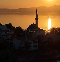 Elazığ'da gün batımında büyüleyici görüntüler oluştu