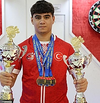 Elazığ'da Hobi olarak başladı, 14 yaşında dünya şampiyonu oldu