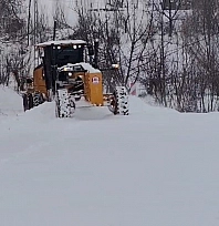 Elazığ'da karla mücadele sürüyor: 181 köy yolu açıldı