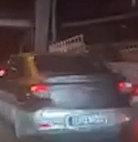 Elazığ'da makas atan sürücü trafiği tehlikeye attı!