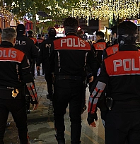 Elazığ'da öğrencilerin yoğun olduğu alanlarda polis denetimi