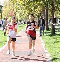Elazığ'da okul sporları heyecanı: oryantiring, kros ve dart müsabakaları tamamlandı