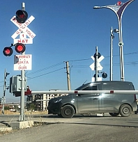 Elazığ'da ölümle burun buruna: Bariyerleri hiçe saydılar