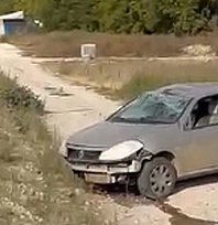Elazığ'da otomobil boş araziye uçtu: 1 yaralı