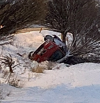 Elazığ'da otomobil devrildi