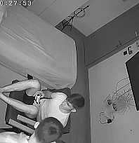 Elazığ'da oyun oynarken depreme yakalandılar! İşte o anlar