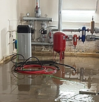 Elazığ'da sağanak yağış, hayatı felç etti