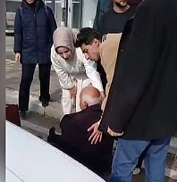Elazığ'da talihsiz kaza: Yaşlı adama otomobil çarptı