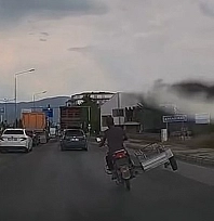 Elazığ'da tehlikeli yolculuk!
