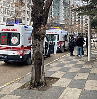 Elazığ'da trafikte kavga: 2 yaralı