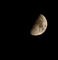 Elazığ'da yarım ay mest etti