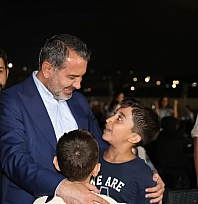 Elazığ'da yaz etkinliklerine yoğun ilgi, Başkan Şerifoğulları'na sevgi seli