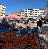 Elazığ'da Yılbaşı Öncesi Salı Pazarı'nda Durgunluk