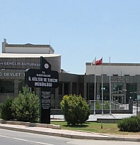 Elazığ'da Yılmaz Erdoğan'ın oyunu tiyatroseverlerle buluşuyor