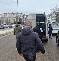 Elazığ'da zabıtadan kaçan dilenciler cami lavabolarına saklandı