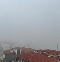 Elazığ göz gözü görmedi: Sis şehri esir aldı