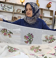 Elazığ'ın asırlık sanatı Çit baskıyı geleceğe taşıyor