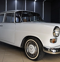 Elazığ'ın Gözbebeği: 1967 Model Mercedes'e 200 Bin Lira Harcadı, Milyonluk Araçları Dışarıda Bıraktı