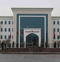 Elazığ Valiliği: Kaçak yapılara yıkım ve 5,7 milyon TL ceza
