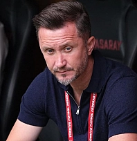 Elazığspor'da Mehmet Deliorman ile yollar ayrıldı..